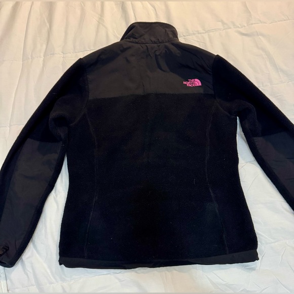The North Face Women's Black and Pink Fleece Jacket - Picture 2 of 3